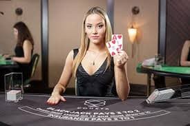 Tim siagus88 bekerja di kantor pusat, memantau platform kasino dan sportsbook